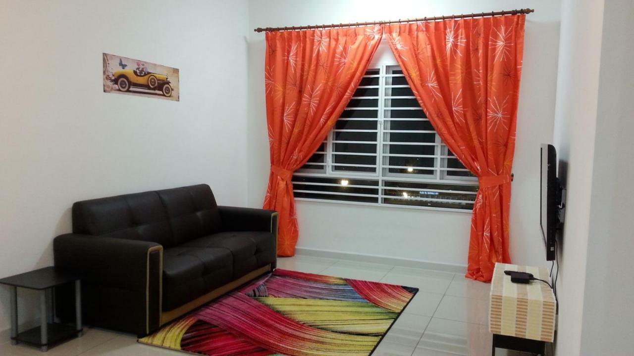 Az Homestay @ Southville City Bangi Εξωτερικό φωτογραφία