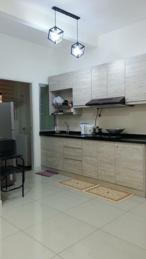 Az Homestay @ Southville City Bangi Εξωτερικό φωτογραφία